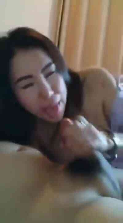 น้าสาวรุ่นใหญ่ วัยยังเงี่ยนมาก ดูดลีลาน่าโดน - -