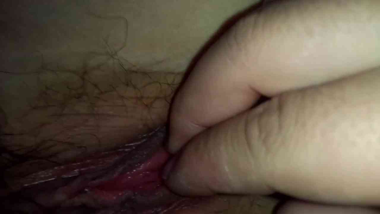 清纯在校妹子自拍与啪啪视频流出 无套插入粉嫩小穴 跳蛋大屌齐上阵 近距离特写 完美露脸 高清1080P原版收藏