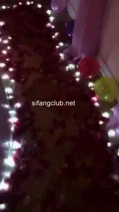 高颜值36F极品大胸网红美女自拍大尺度性感视频诱惑土豪包养,被后插猛操,淫叫：逼好痒,操我,干深一点,我要,操死我!