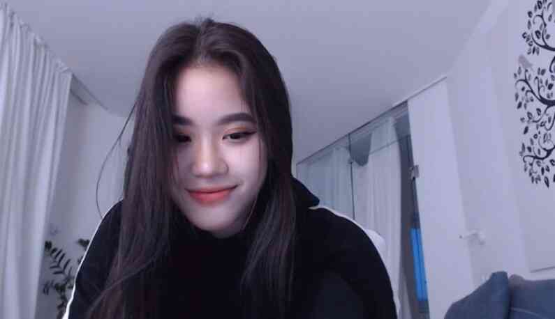 กักตัวอยู่บ้านกับไข่สั่นคู่ใจ part 1